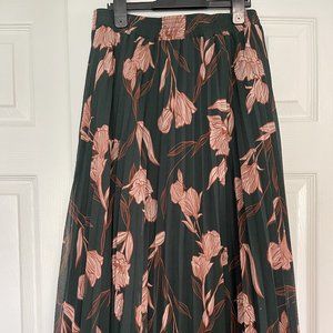 Pleated Floral Midi Skirt